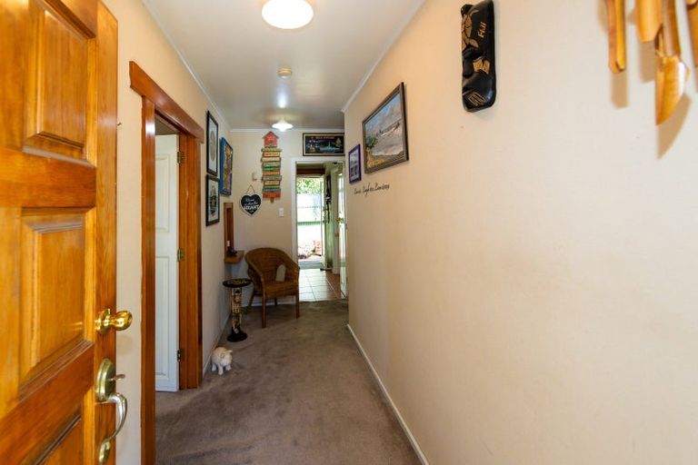 Photo of property in 72 Avondale Road, Taradale, Napier, 4112