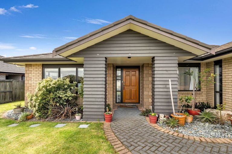 Photo of property in 15 Carroll Place, Owhata, Rotorua, 3010