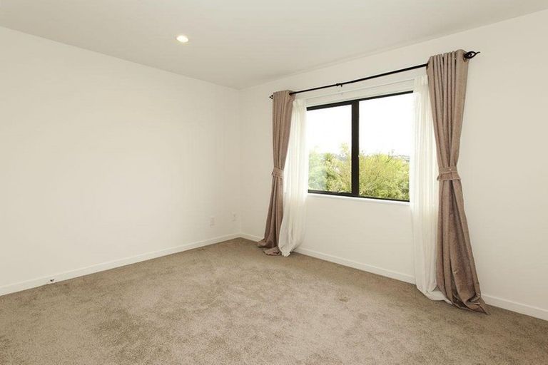 Photo of property in 17a Tainui Street, Torbay, Auckland, 0630