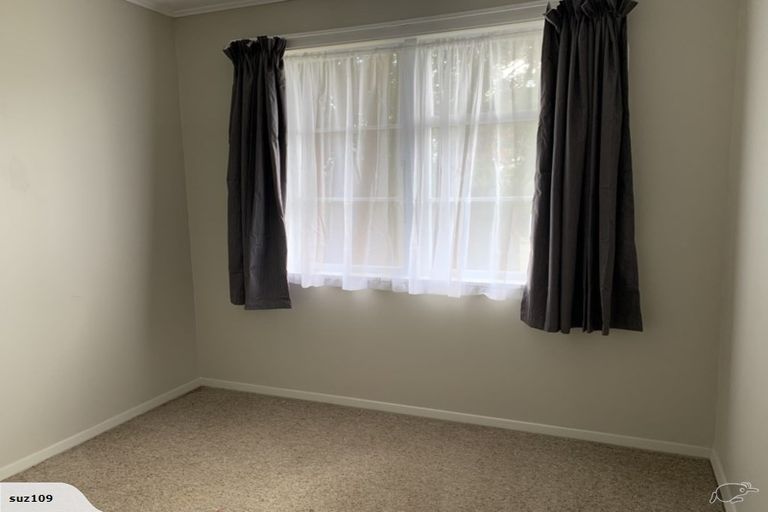 Photo of property in 1 Ellen Street, Manurewa East, Auckland, 2102