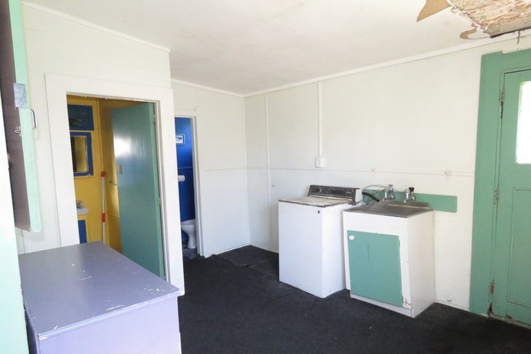 Photo of property in 44 Adderley Street, Westport, 7825