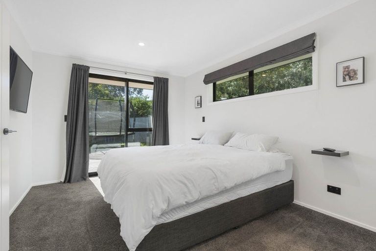 Photo of property in 7 Angus Place, Carterton, 5713