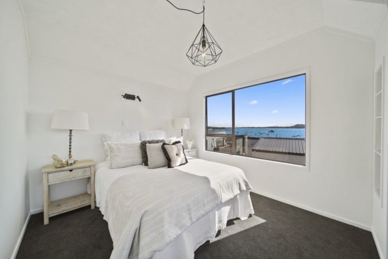 Photo of property in 2/127 Bucklands Beach Road, Bucklands Beach, Auckland, 2012