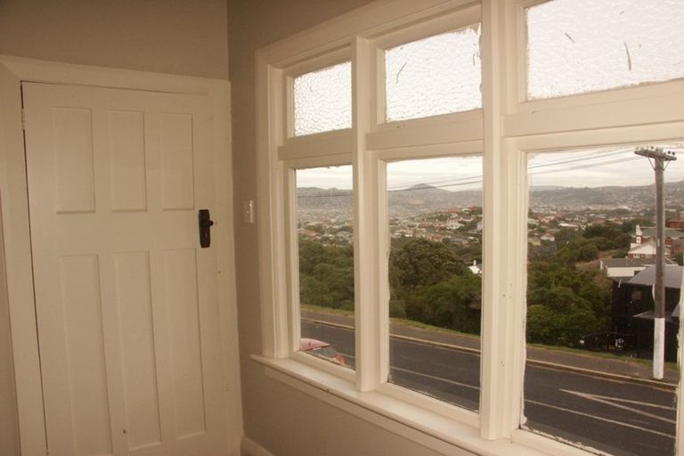 Photo of property in 1 Minto Street, Andersons Bay, Dunedin, 9013