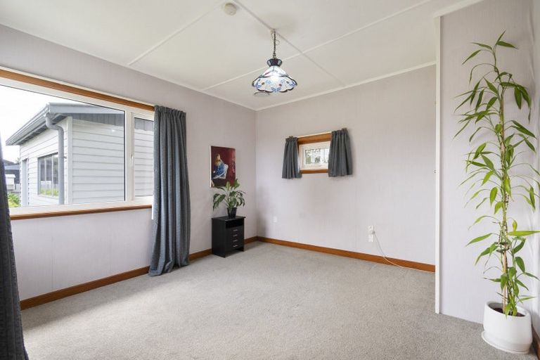 Photo of property in 9 Wellington Street, Feilding, 4702