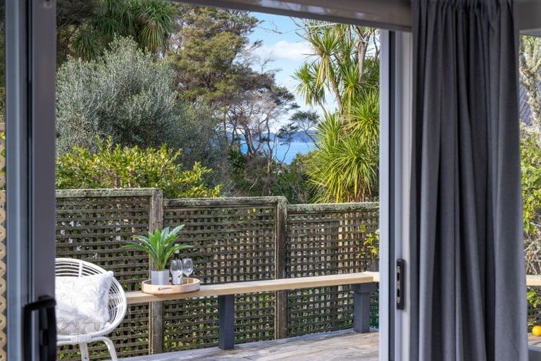 Photo of property in 54 Mera Road, Algies Bay, Warkworth, 0920