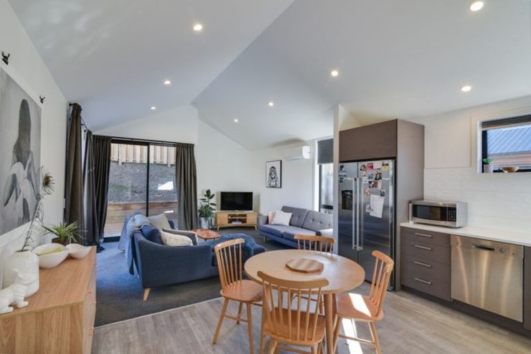 Photo of property in 60 Red Cottage Drive, Lake Hayes, Queenstown, 9304