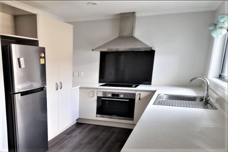 Photo of property in 1383 High Street, Taita, Lower Hutt, 5011