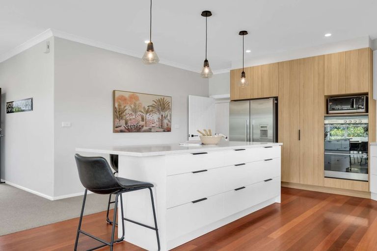 Photo of property in 106 Sereno Vista, Bellevue, Tauranga, 3110