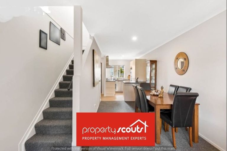 Photo of property in 14 Brashier Circle, Sunnyvale, Auckland, 0612