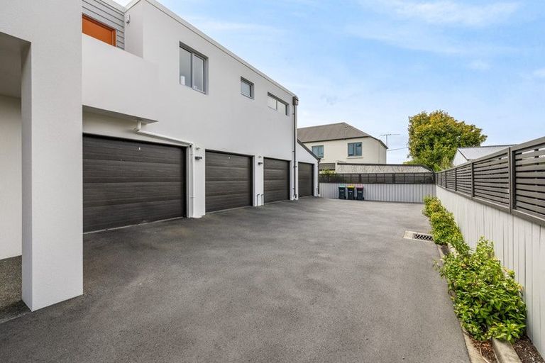 Photo of property in 26 Springfield Road, Saint Albans, Christchurch, 8014