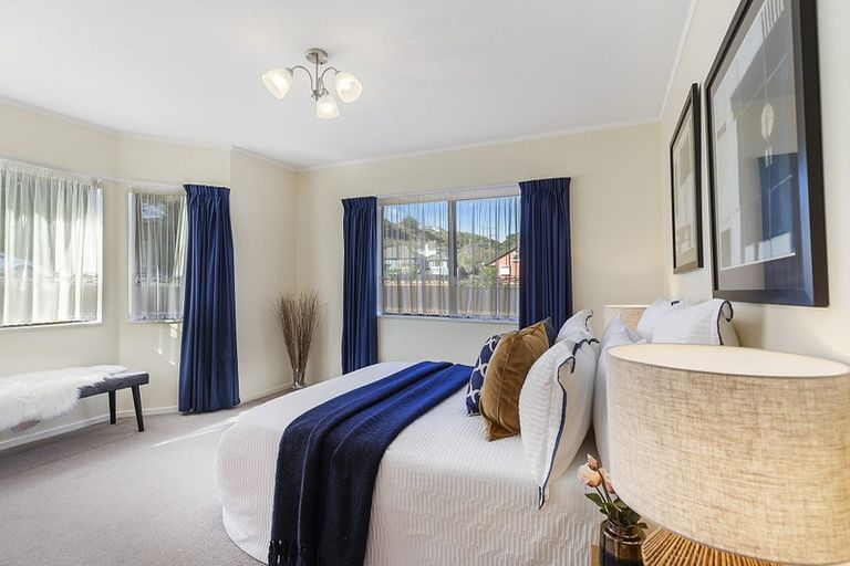 Photo of property in 21a Cecil Road, Tawa, Wellington, 5028