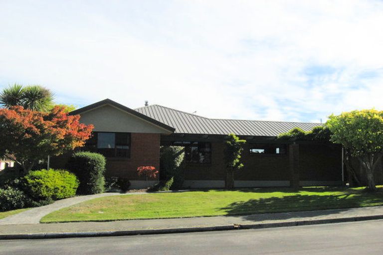 Photo of property in 16 Orielton Place, Gleniti, Timaru, 7910