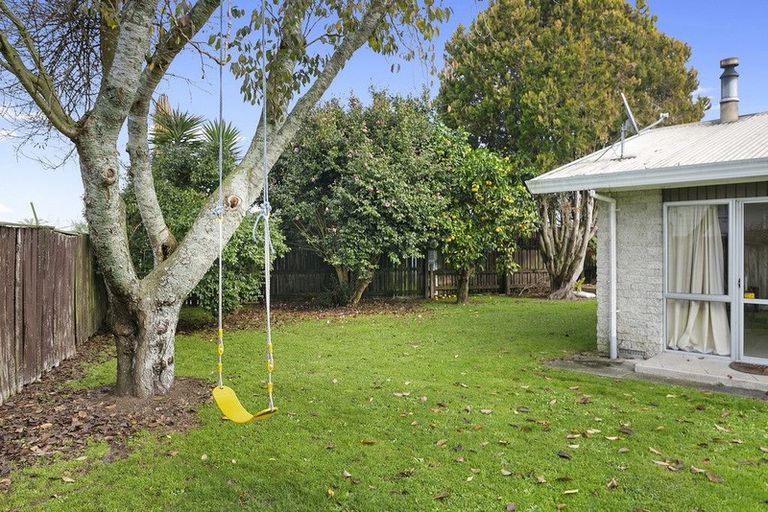 Photo of property in 3 Dickens Place, Leamington, Cambridge, 3432