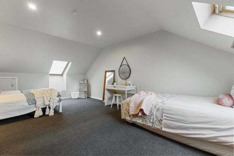 Photo of property in 5 Ethereal Crescent, Mount Pisa, Cromwell, 9383