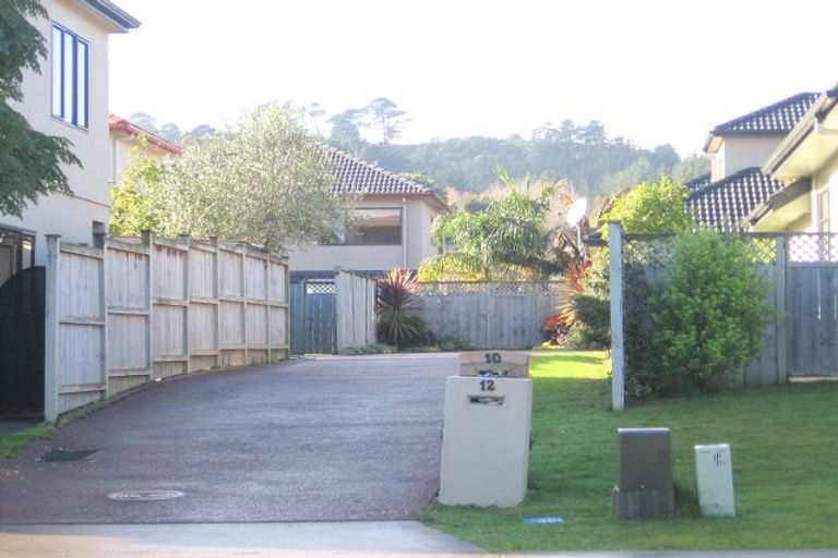 Photo of property in 10 Thornbury Crescent, East Tamaki Heights, Auckland, 2016