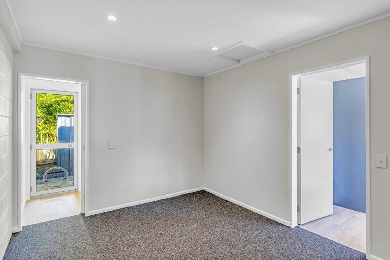 Photo of property in 2/32 Hurley Road, Paraparaumu Beach, Paraparaumu, 5032
