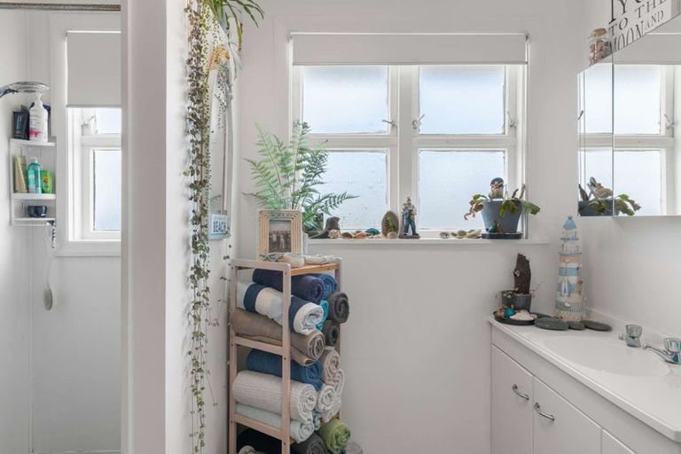 Photo of property in 20 Cook Street, Carters Beach, Westport, 7825