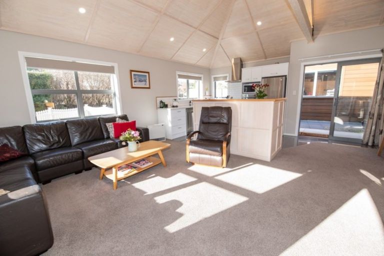 Photo of property in 8b Naylor Street, Clyde, 9330