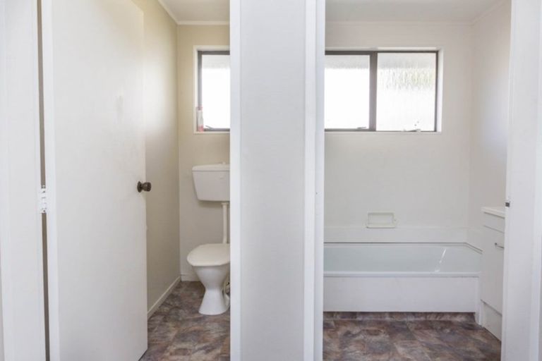 Photo of property in 15b Amber Grove, Birchville, Upper Hutt, 5018