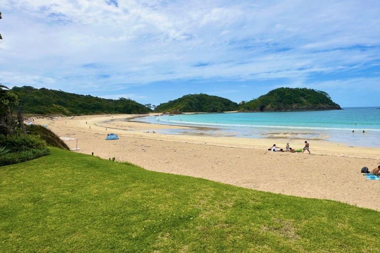 Photo of property in 27 Waetford Road, Matapouri, Whangarei, 0173