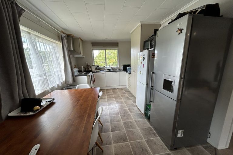 Photo of property in 13a Pamela Place, New Lynn, Auckland, 0600