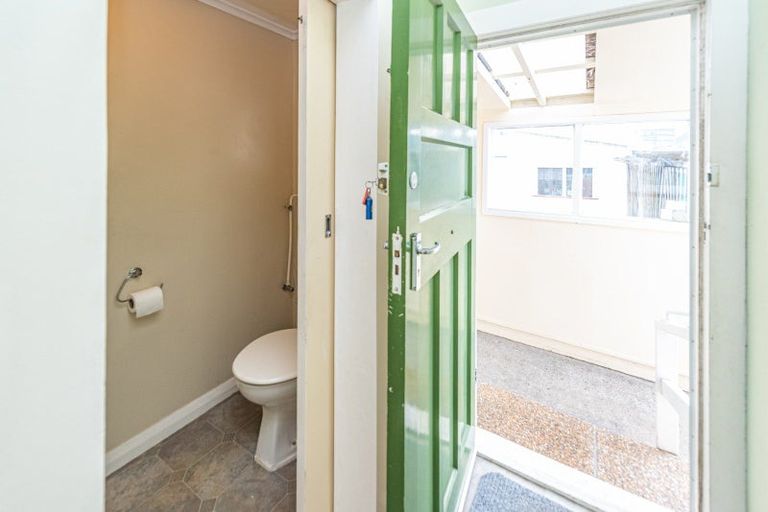 Photo of property in 8 College Street, Whanganui, 4500