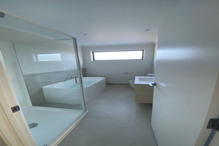 Photo of property in 38 Hammick Crescent, Pyes Pa, Tauranga, 3112