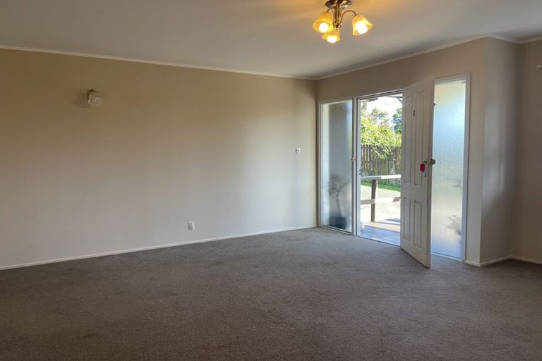 Photo of property in 2/99 Station Road, Papatoetoe, Auckland, 2025