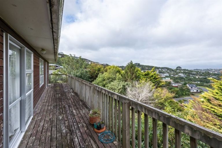Photo of property in 95-97 Percy Dyett Drive, Karori, Wellington, 6012