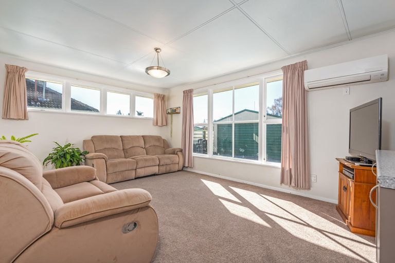 Photo of property in 5 Haversham Street, Highbury, Palmerston North, 4412