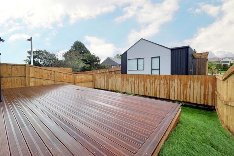 Photo of property in 74 Jacks Landing Drive, Hamilton Lake, Hamilton, 3204