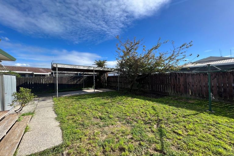 Photo of property in 8 Pringle Place, Nawton, Hamilton, 3200