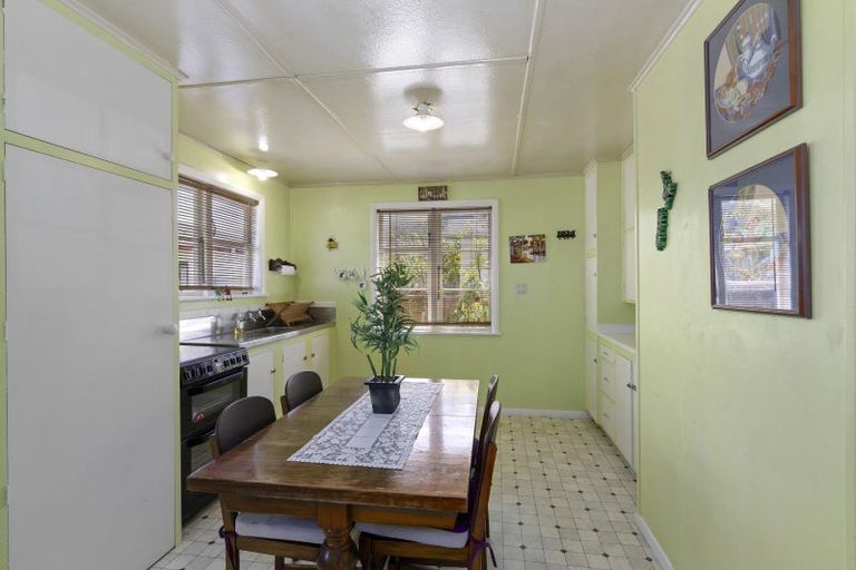 Photo of property in 1/289 Naenae Road, Naenae, Lower Hutt, 5011
