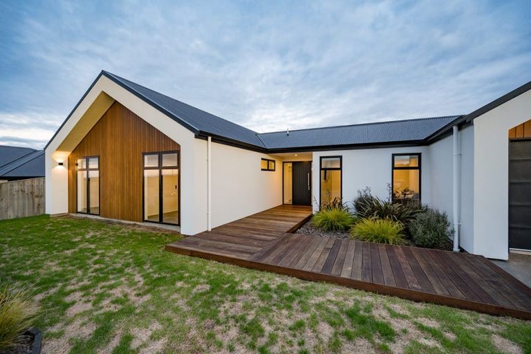 Photo of property in 45 Katania Heights, Brightwater, 7022