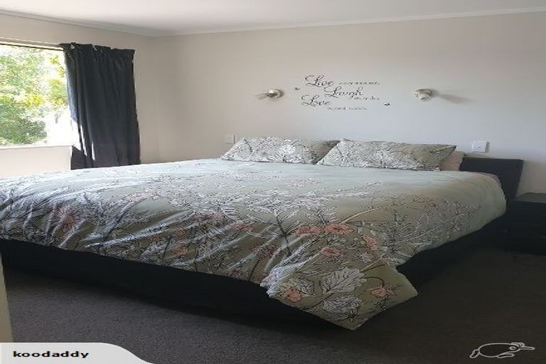 Photo of property in 16 Awanui Place, Welcome Bay, Tauranga, 3112