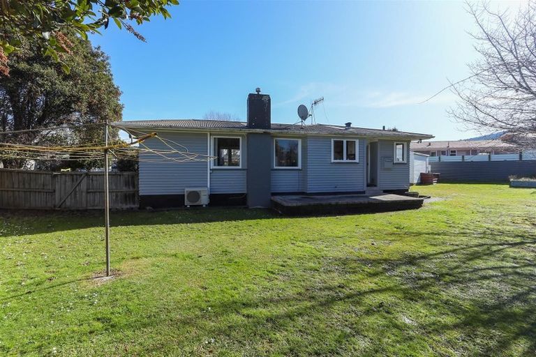 Photo of property in 21 Pandora Avenue, Sunnybrook, Rotorua, 3015
