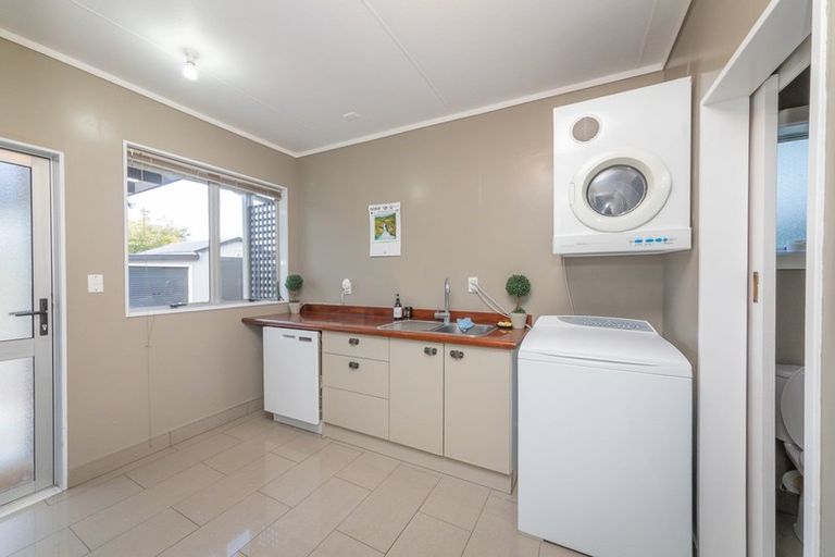 Photo of property in 6 Gonville Avenue, Gonville, Whanganui, 4501