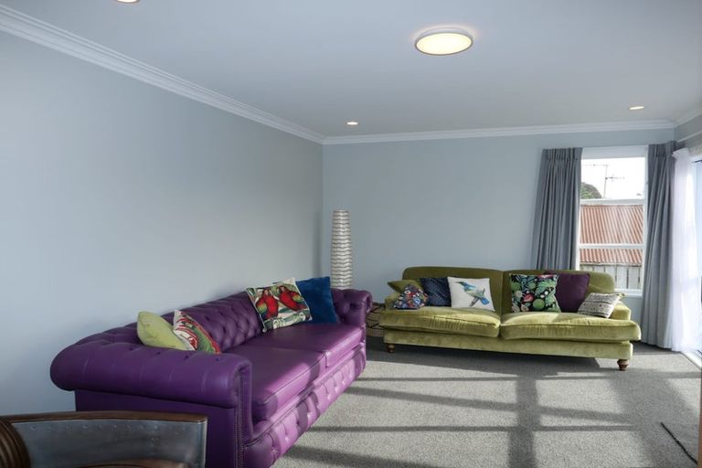 Photo of property in 50 Raumati Road, Raumati Beach, Paraparaumu, 5032