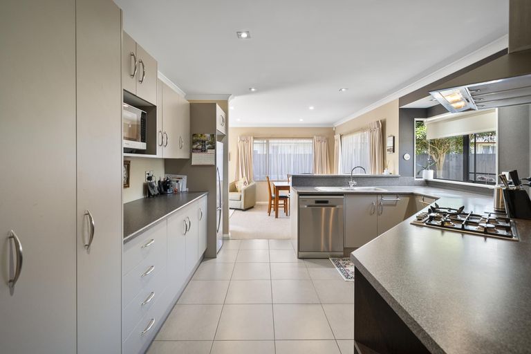 Photo of property in 27a Knowles Street, Terrace End, Palmerston North, 4410