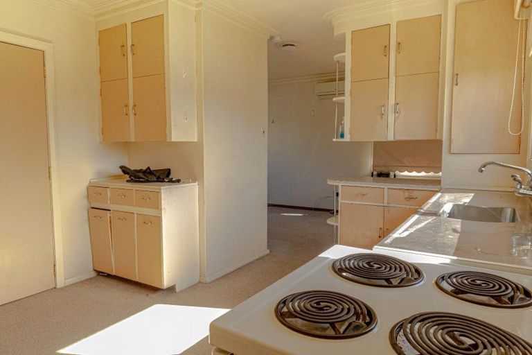 Photo of property in 54 Camberwell Road, Hawera, 4610