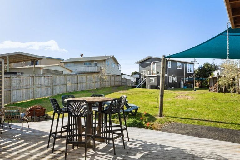 Photo of property in 262 Seaforth Road, Waihi Beach, 3611