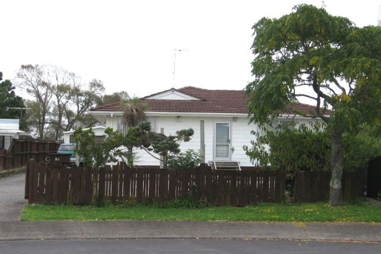 Photo of property in 21 Cranberry Place, Bucklands Beach, Auckland, 2012