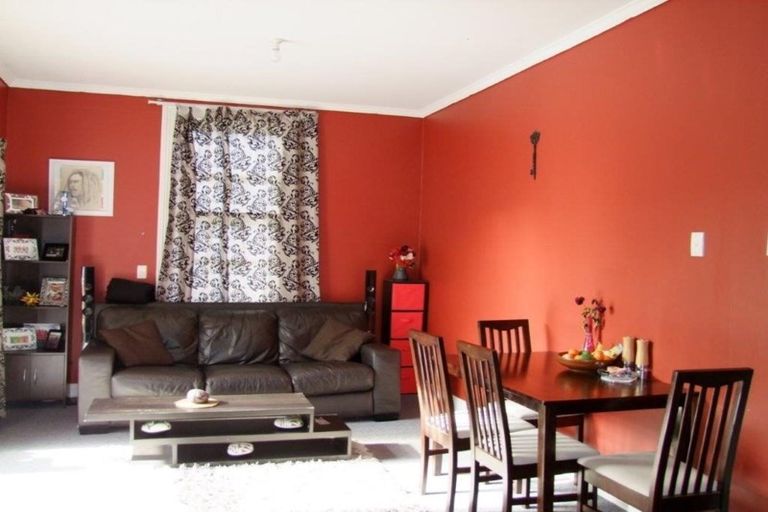 Photo of property in 26 Burns Street, Milton, 9220