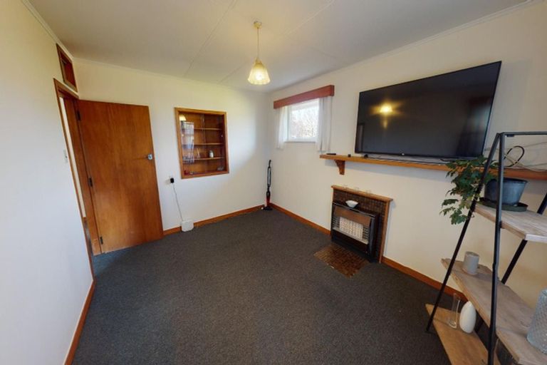 Photo of property in 11 Pembroke Street, Ashhurst, 4810