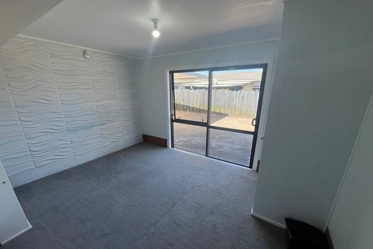 Photo of property in 6 Montego Place, Weymouth, Auckland, 2103