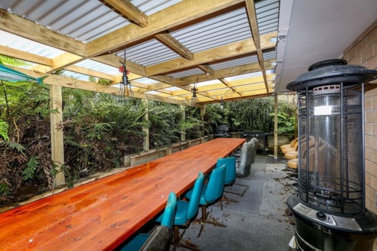 Photo of property in 550 Mangorei Road, Mangorei, New Plymouth, 4371