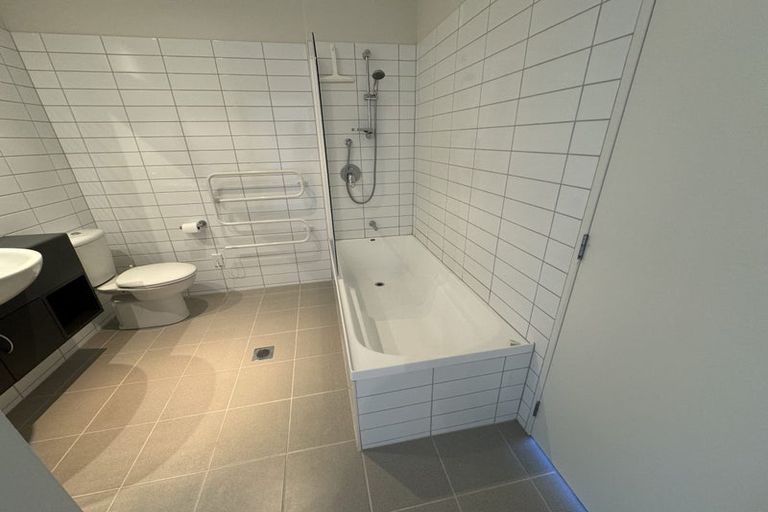 Photo of property in Kate Sheppard Apartments, 7e/42 Molesworth Street, Thorndon, Wellington, 6011