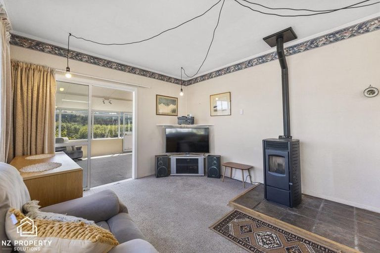 Photo of property in 13 Rennie Street, Green Island, Dunedin, 9018