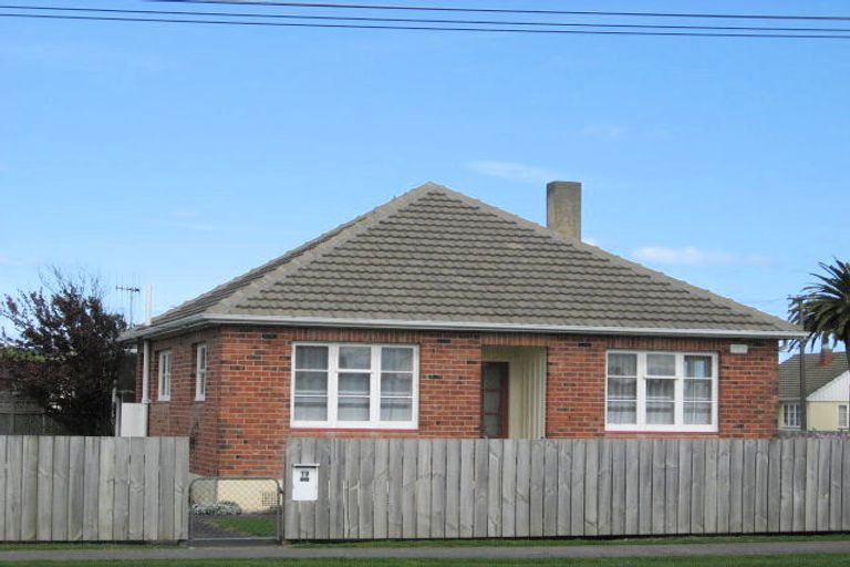 Photo of property in 19 Muir Street, Gonville, Whanganui, 4501
